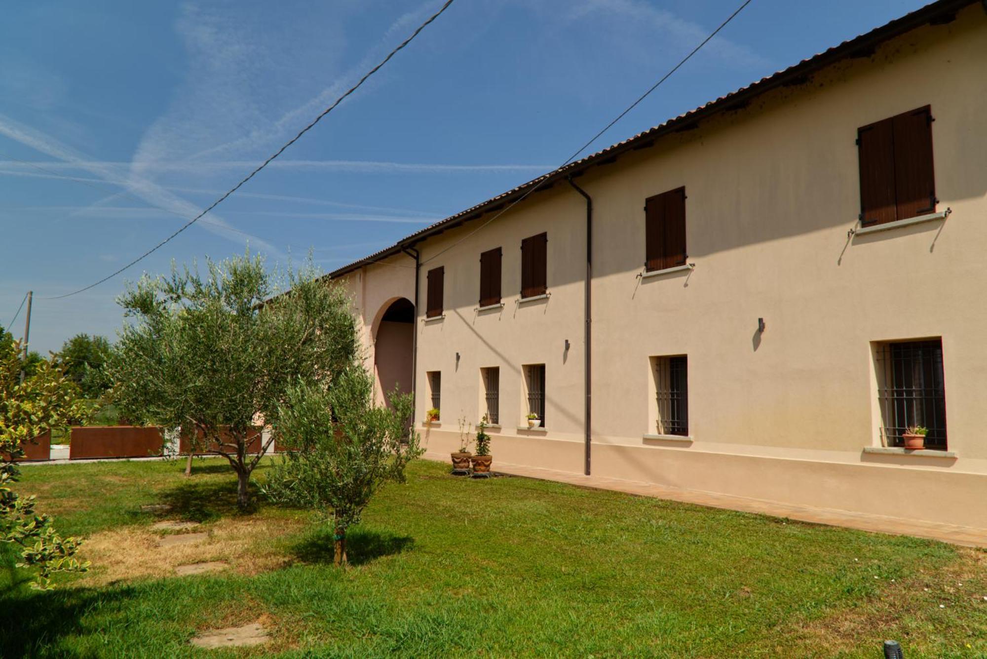 Hotel Antico Casale Caroli Gattatico Exterior foto