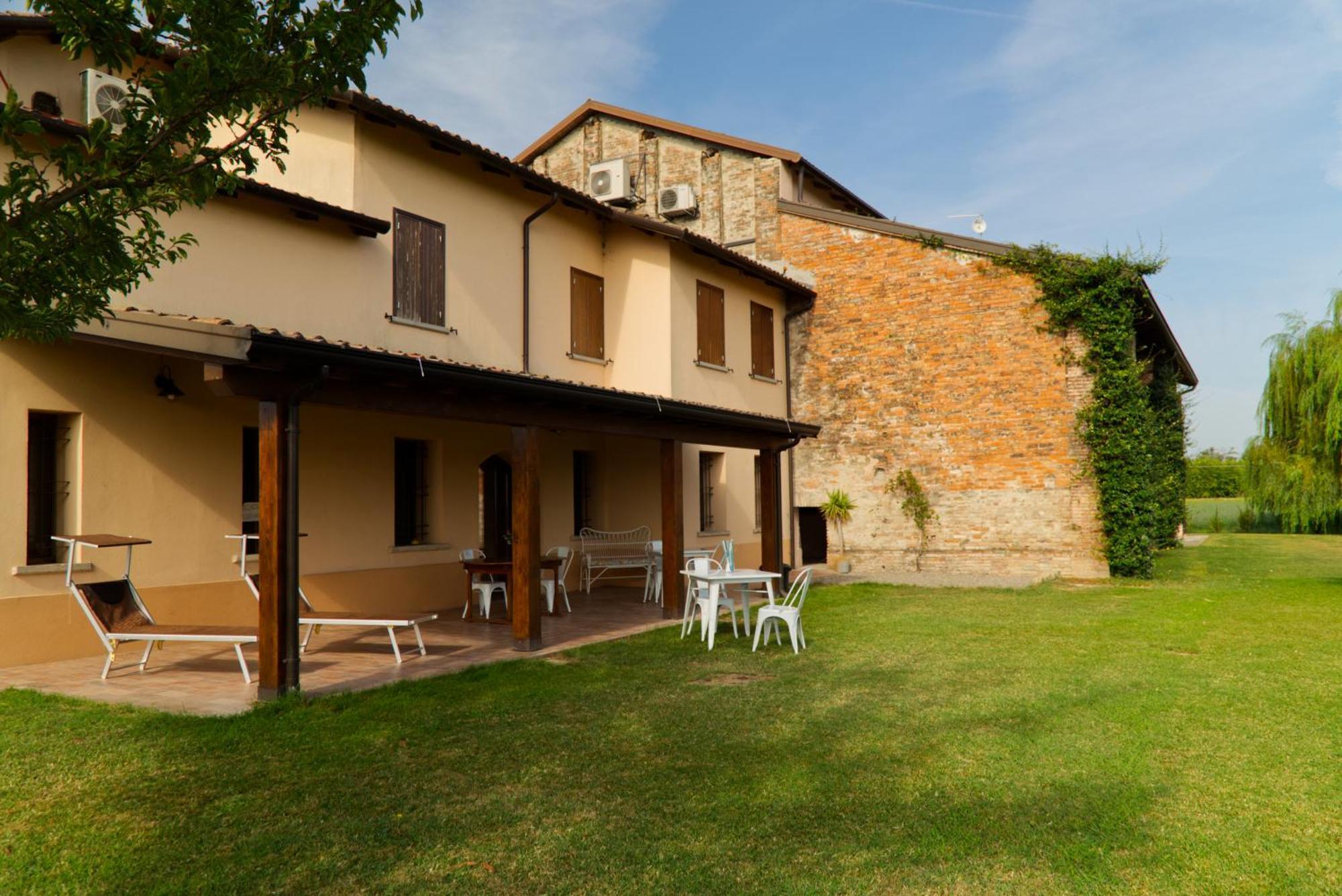 Hotel Antico Casale Caroli Gattatico Exterior foto